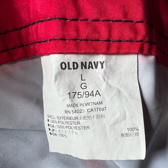 Old Navy : striped board shorts - Picture 4 of 6